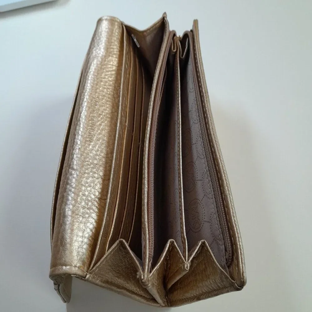 MICHAEL KORS JET SET TRAVEL LARGE ACCORDION WALLET GOLD